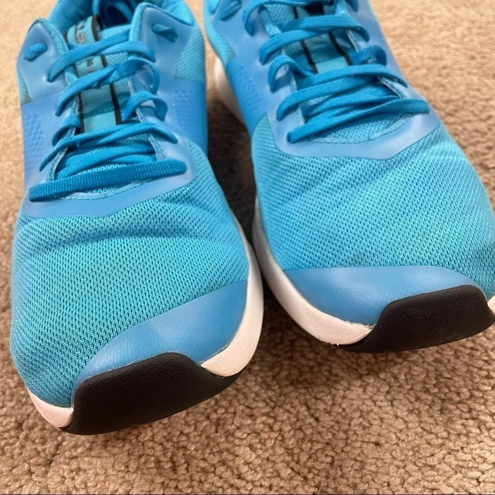 Under Armour Charged Aurora Sneakers women’s 3022619-400 Bleu - Picture 9 of 13